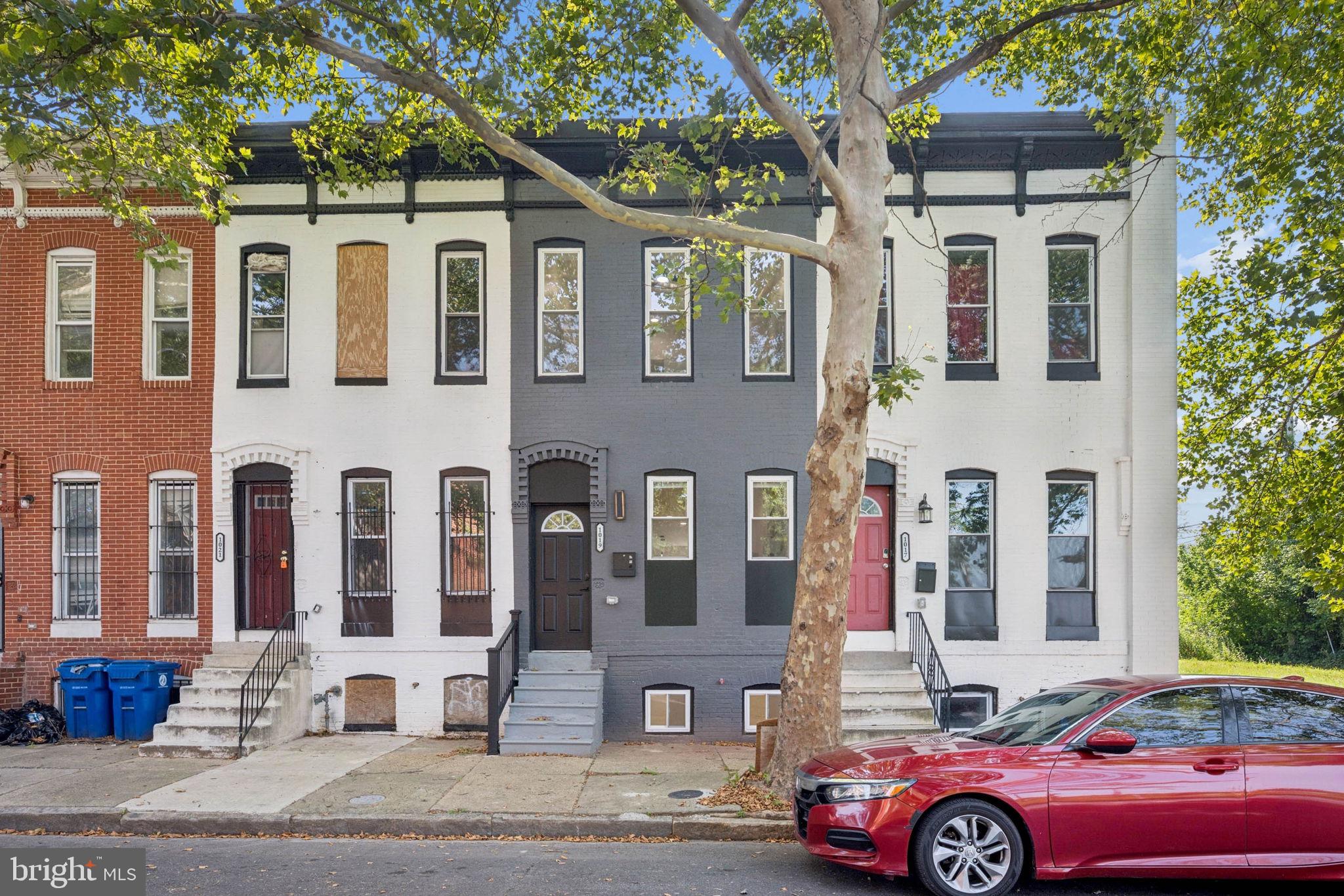 SANDTOWN-WINCHESTER - Residential