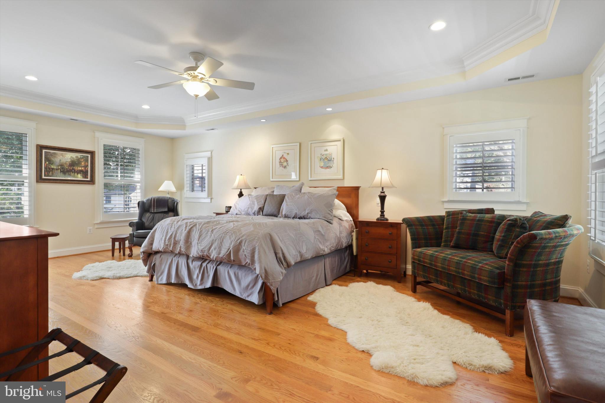 ADDISON HEIGHTS - Residential