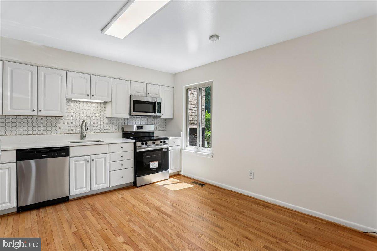 WATKINS GLEN - Residential