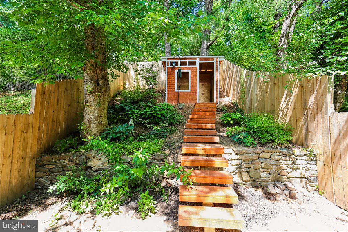 WATKINS GLEN - Residential