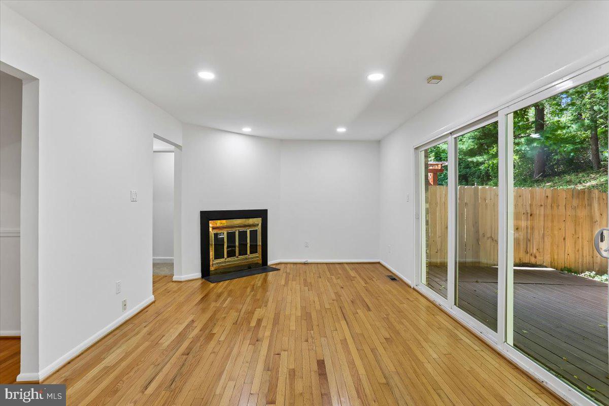 WATKINS GLEN - Residential