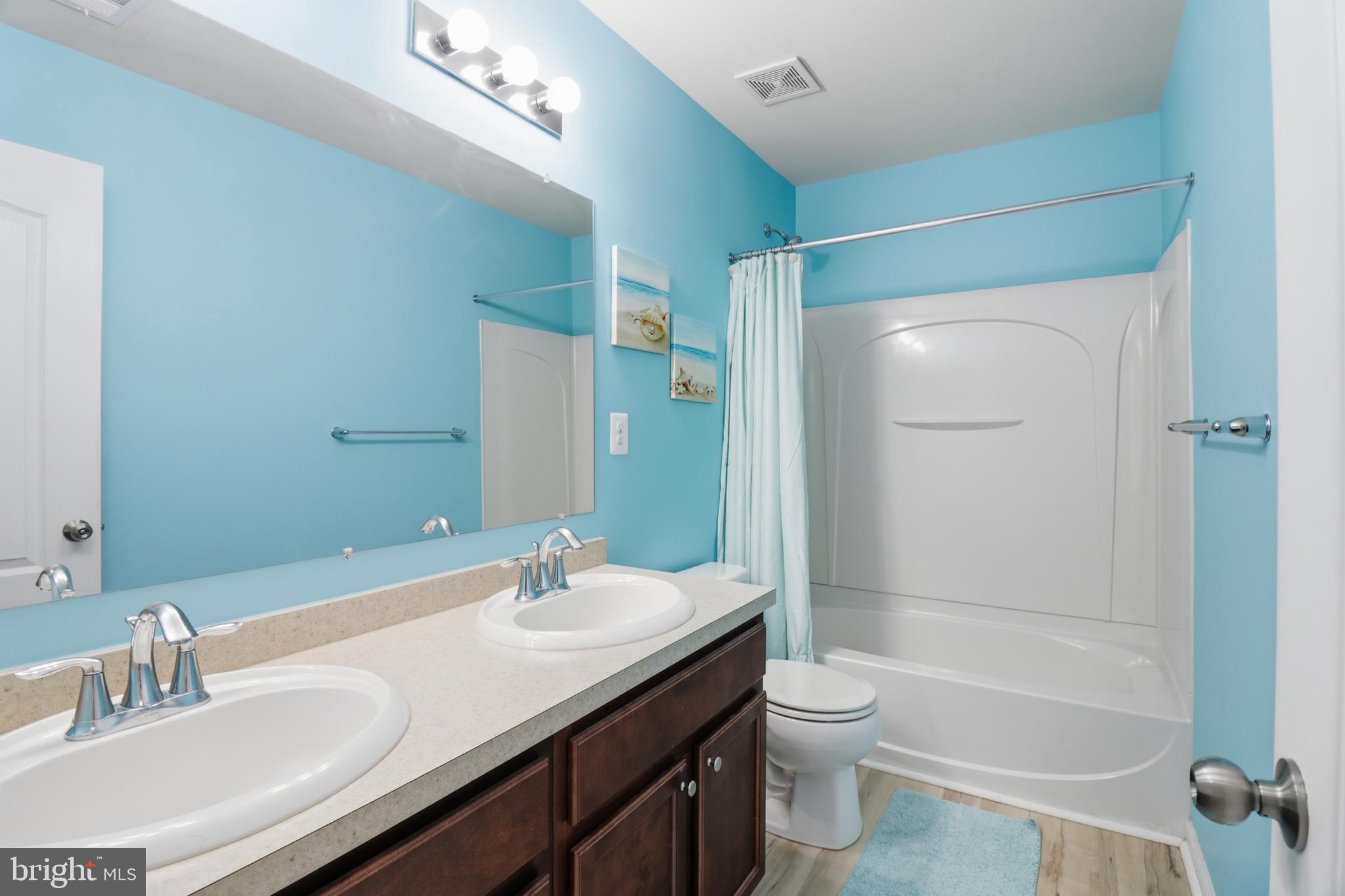 PLANTATION LAKES - Residential