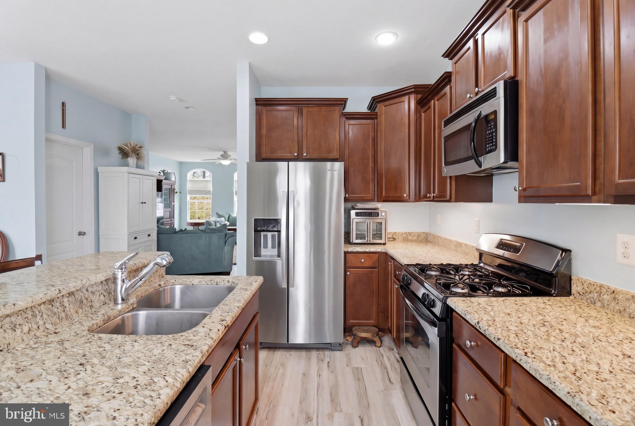 PLANTATION LAKES - Residential