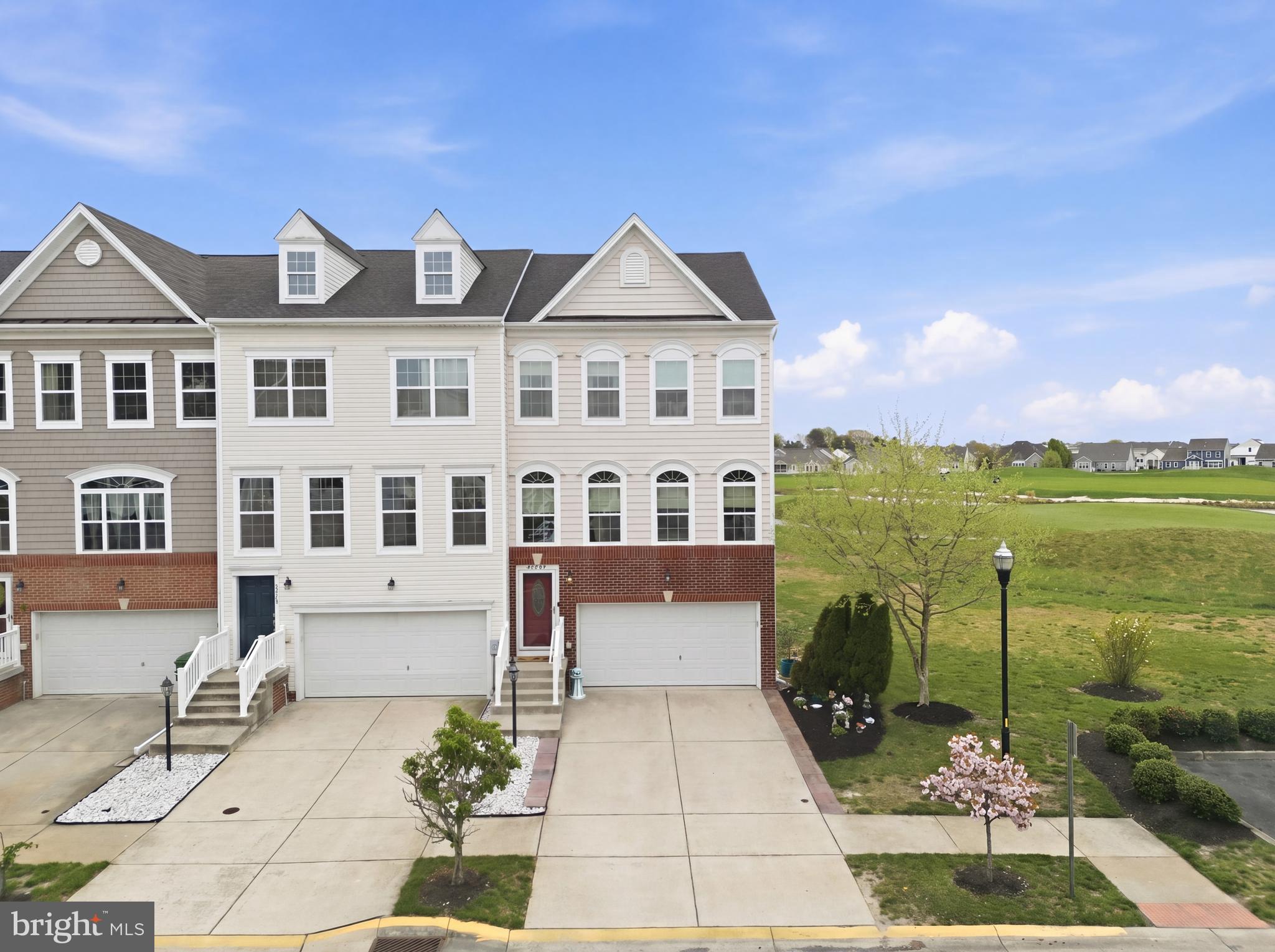 PLANTATION LAKES - Residential