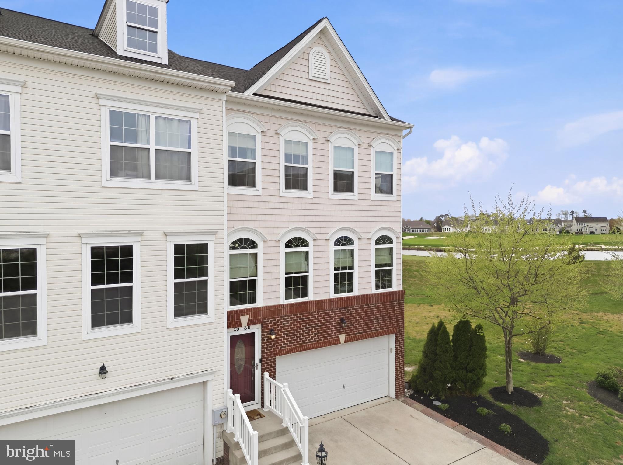 PLANTATION LAKES - Residential
