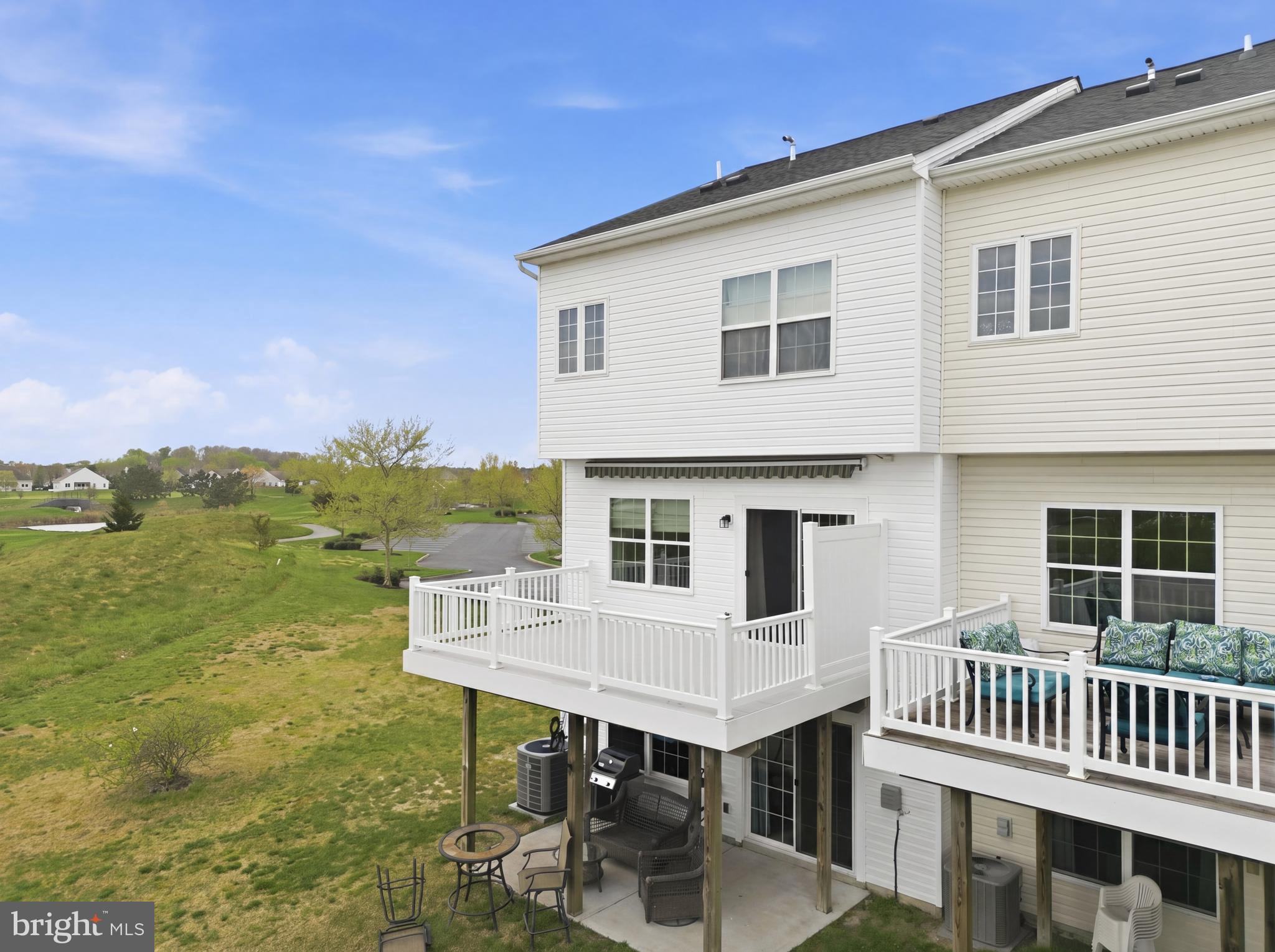 PLANTATION LAKES - Residential