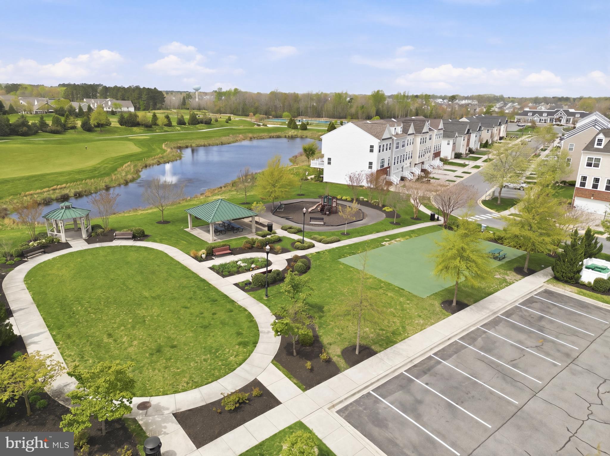 PLANTATION LAKES - Residential