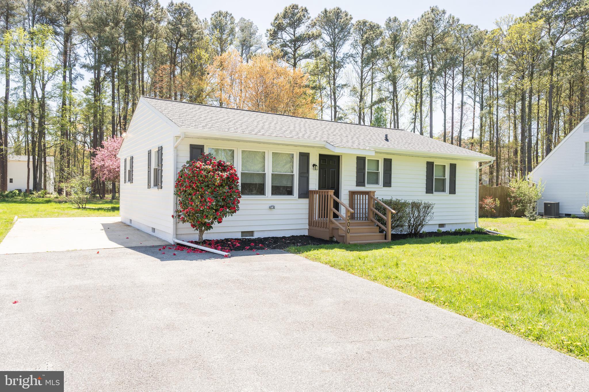 KENT ISLAND ESTATES - Residential