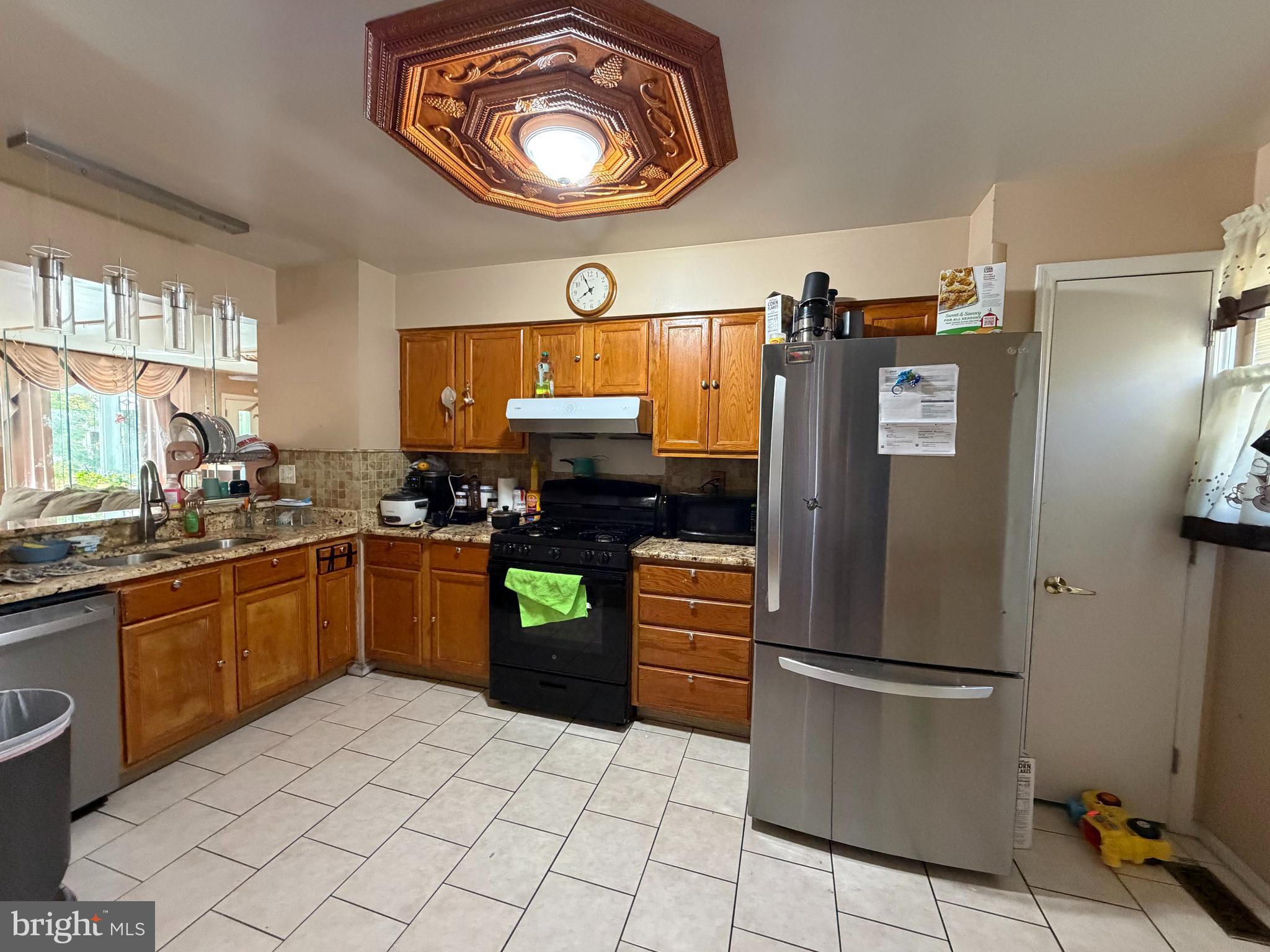 WEST POPLAR - Residential