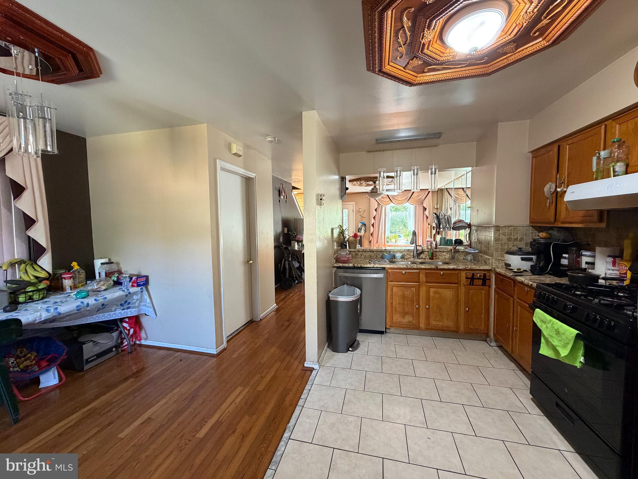 WEST POPLAR - Residential