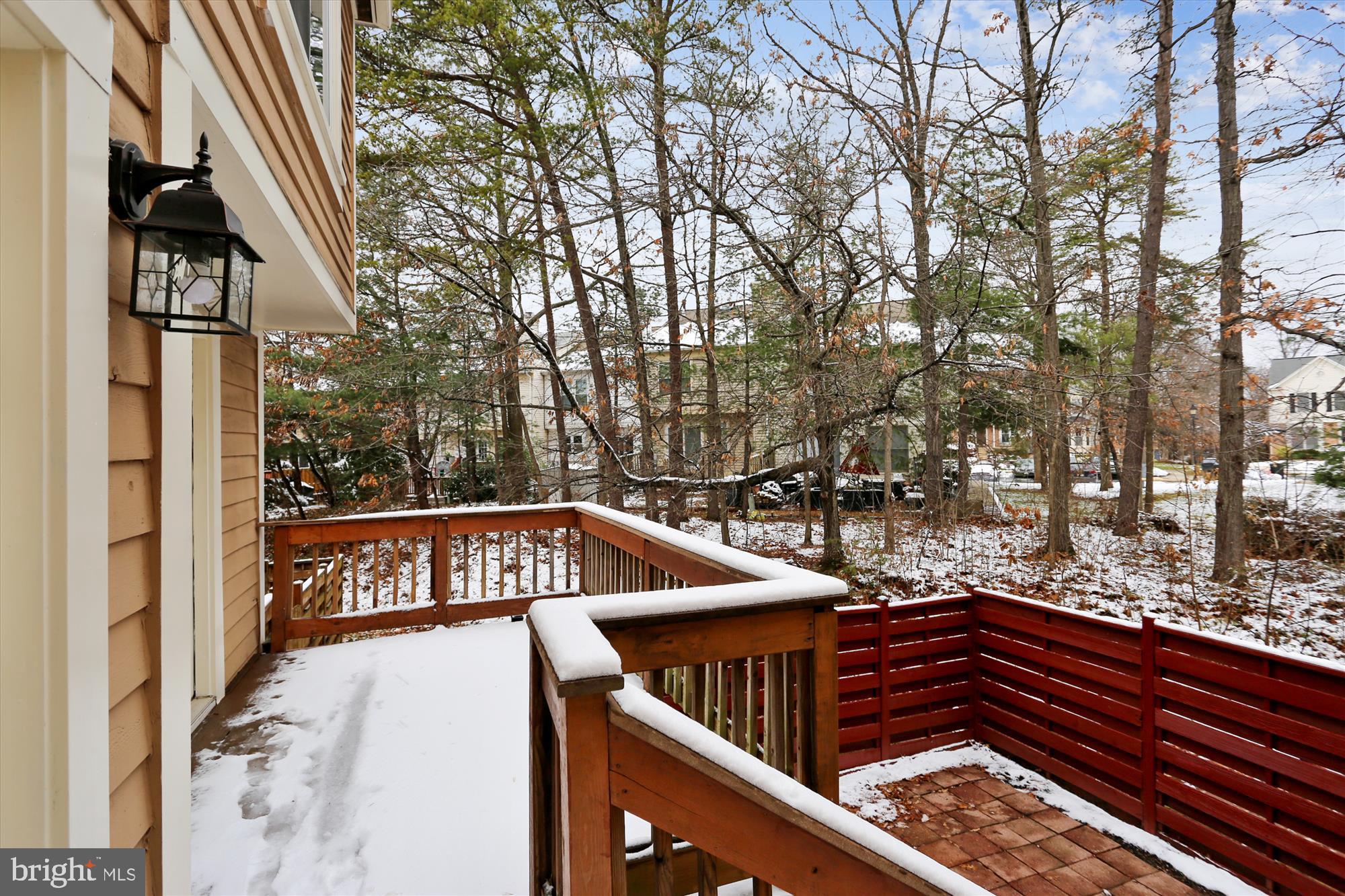 ASHBURN FARM - Residential Lease