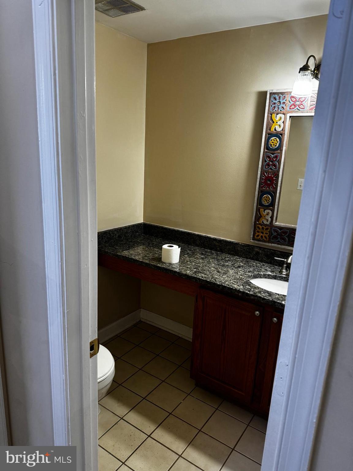 ASHBURN FARM - Residential Lease