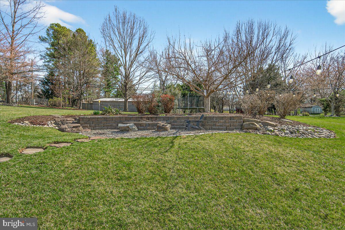 ROYAL OAKS - Residential