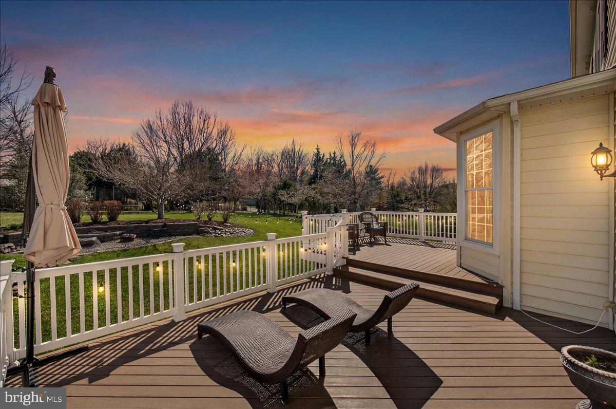 ROYAL OAKS - Residential