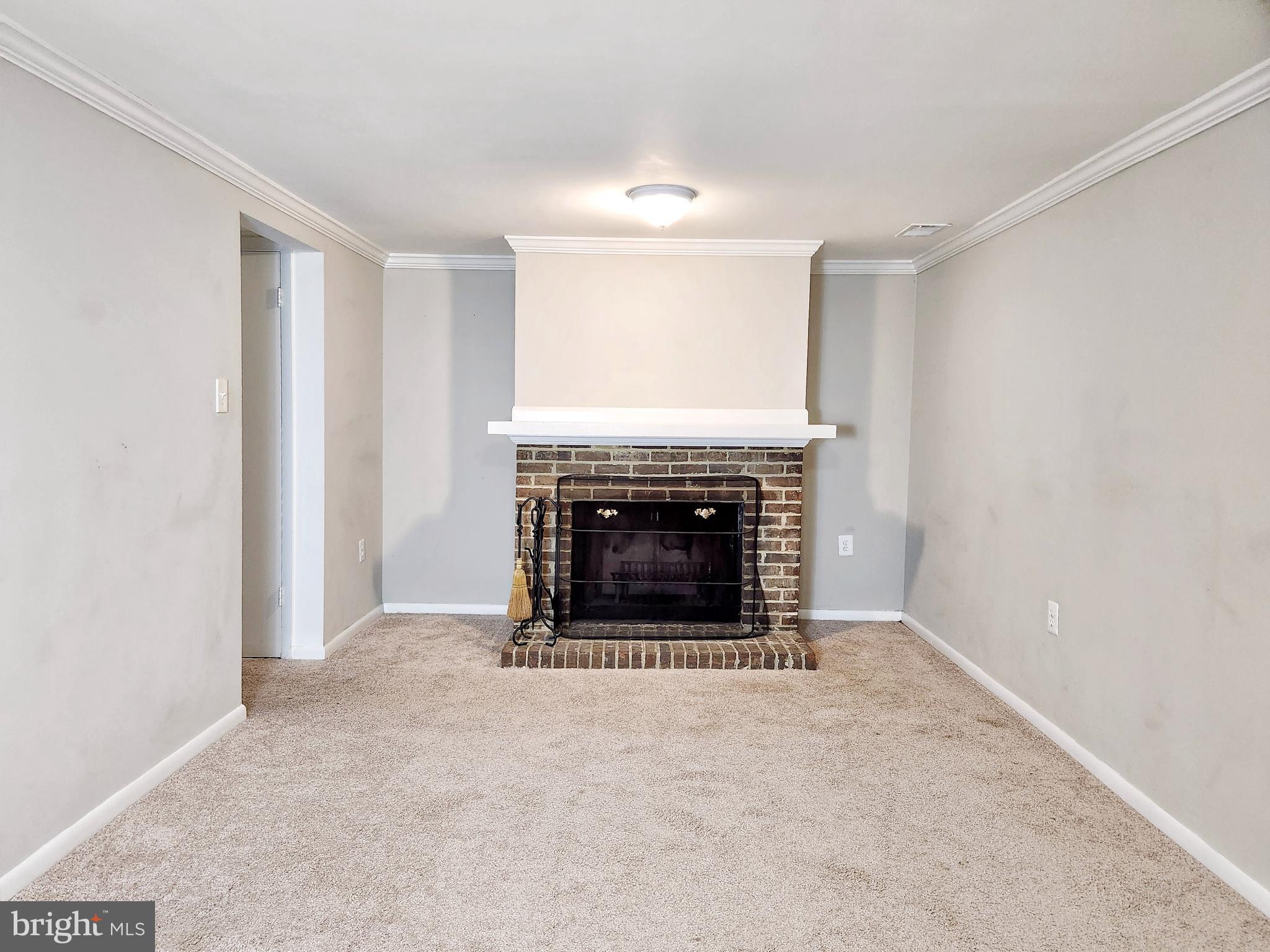 LEEWOOD FOREST - Residential Lease