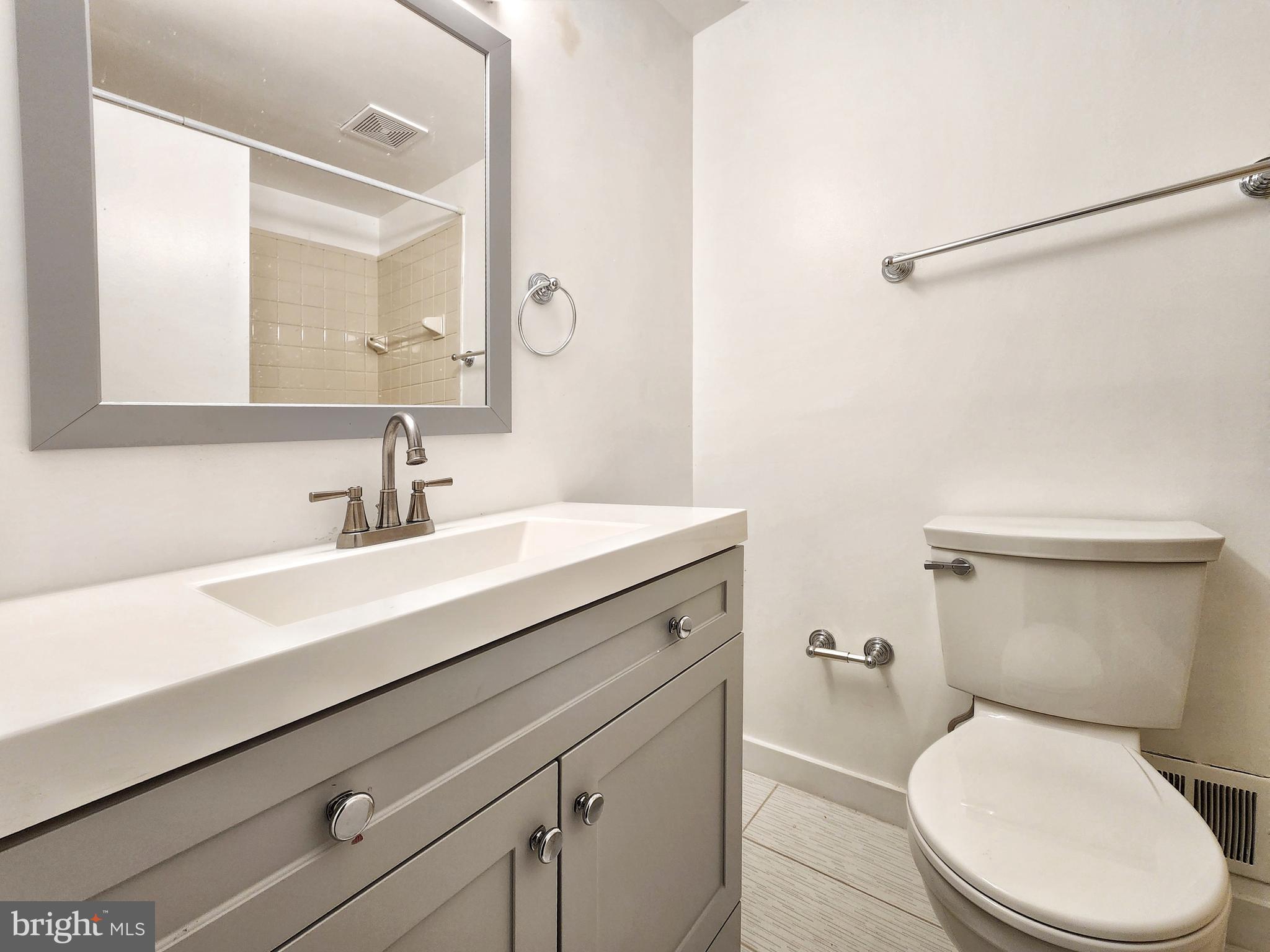 LEEWOOD FOREST - Residential Lease