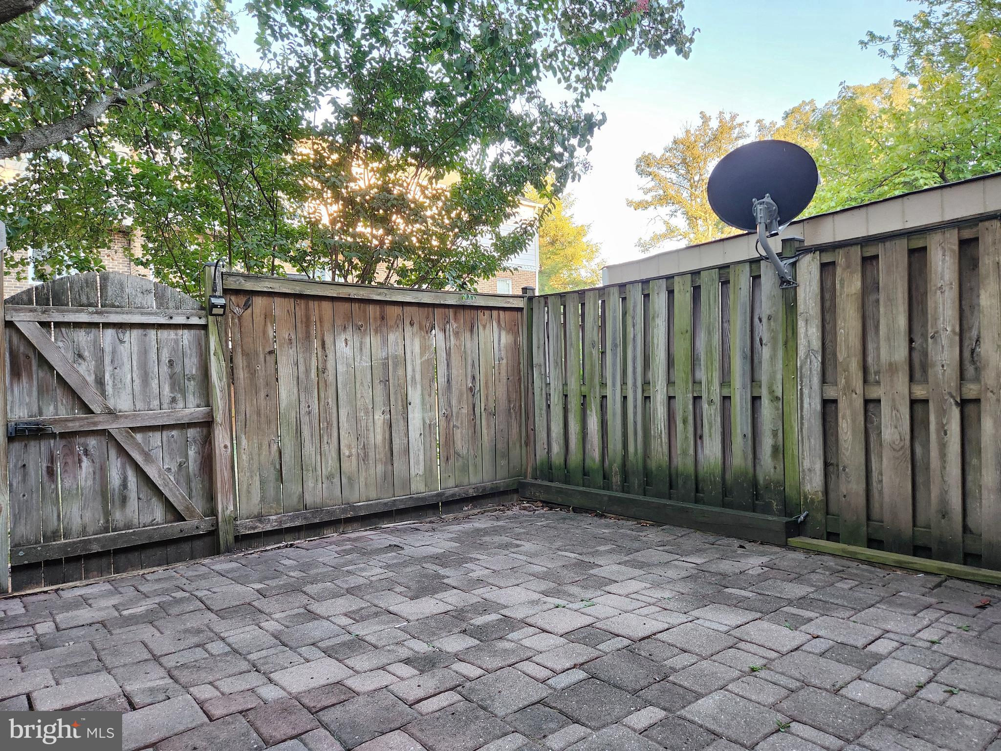 LEEWOOD FOREST - Residential Lease