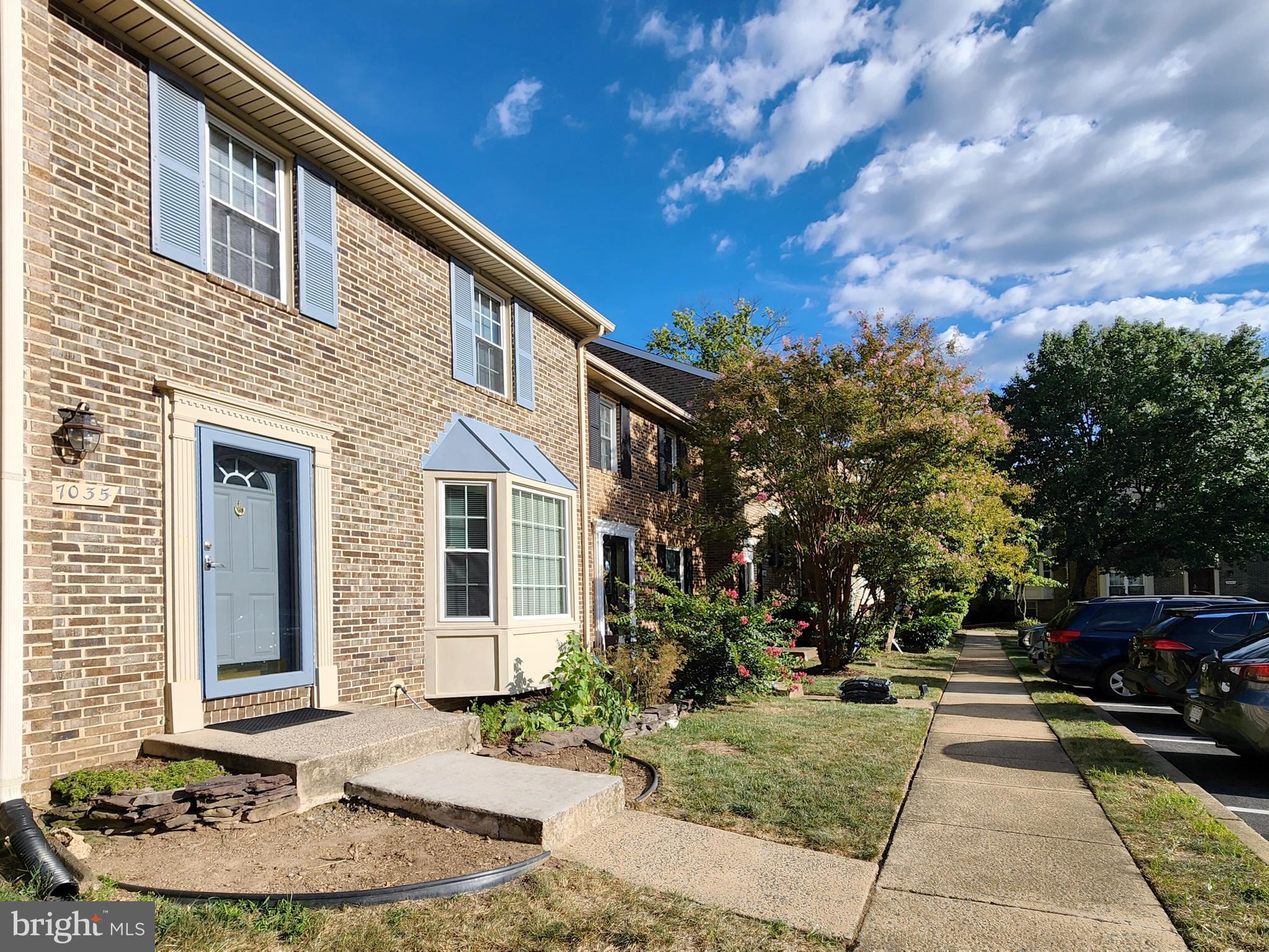 LEEWOOD FOREST - Residential Lease