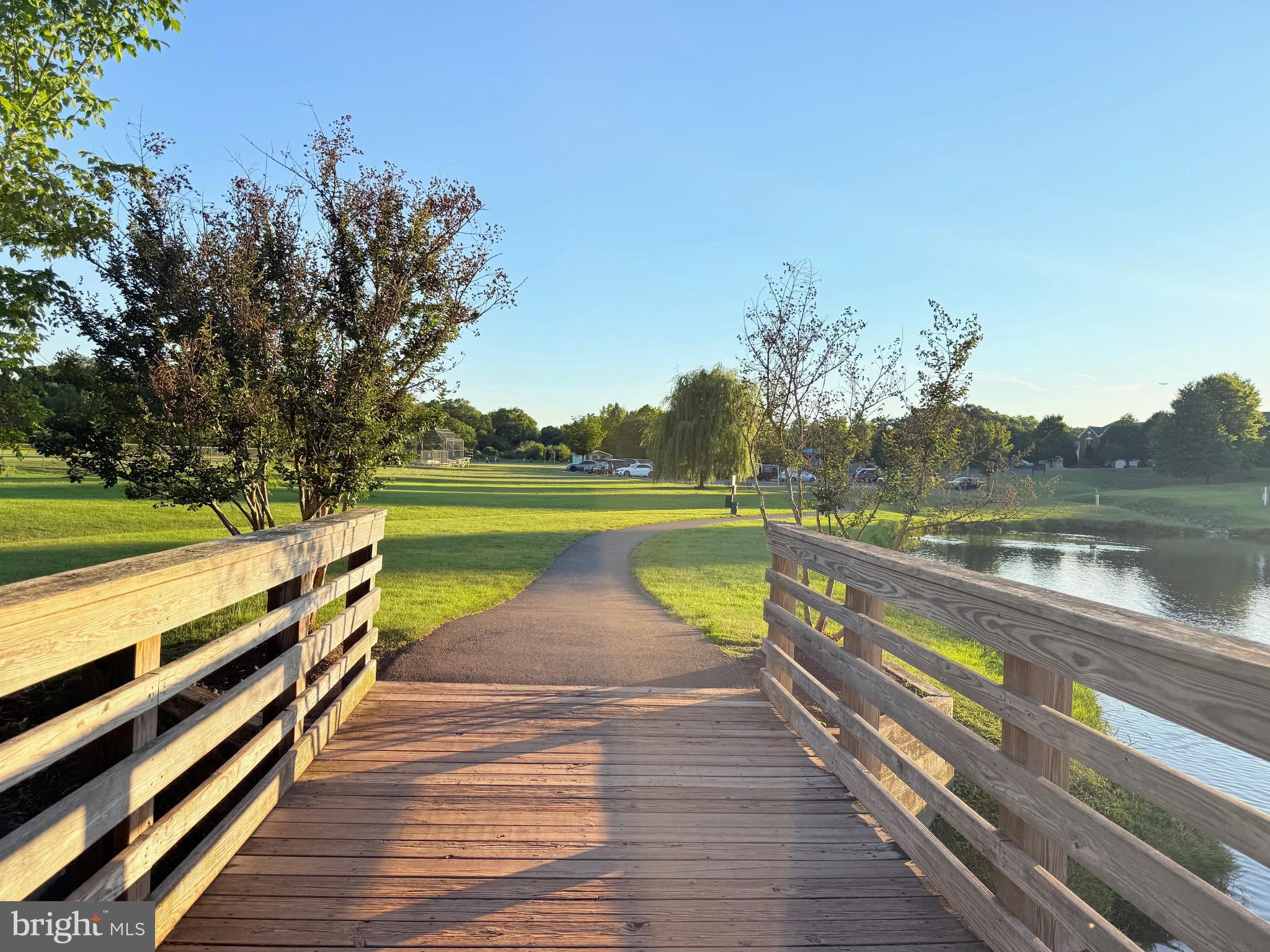 LOUDOUN VALLEY ESTATES - Residential