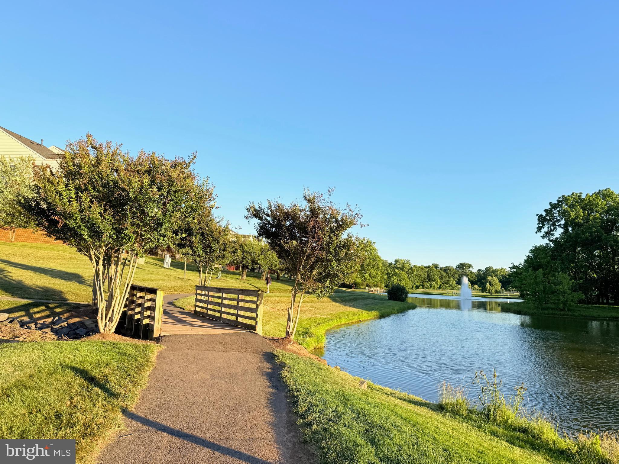 LOUDOUN VALLEY ESTATES - Residential