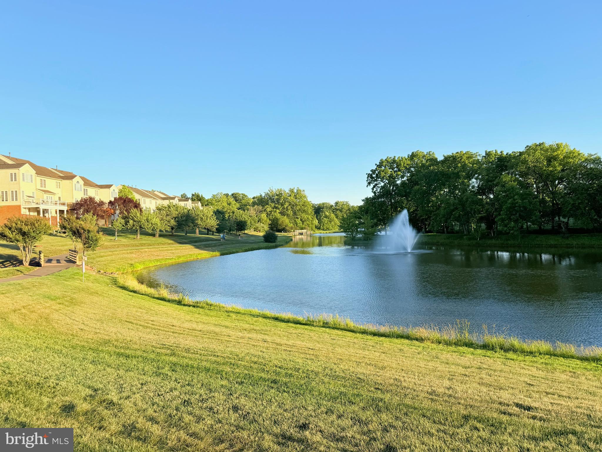 LOUDOUN VALLEY ESTATES - Residential