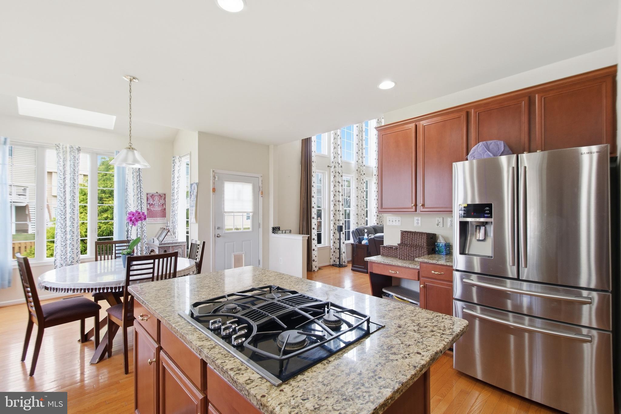 LOUDOUN VALLEY ESTATES - Residential