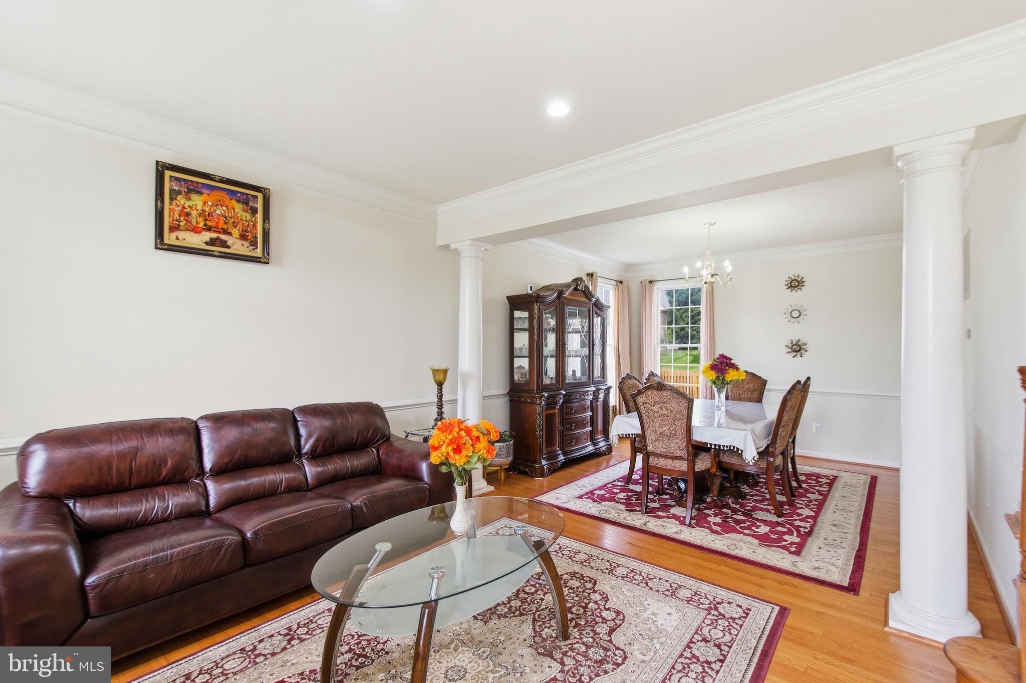 LOUDOUN VALLEY ESTATES - Residential