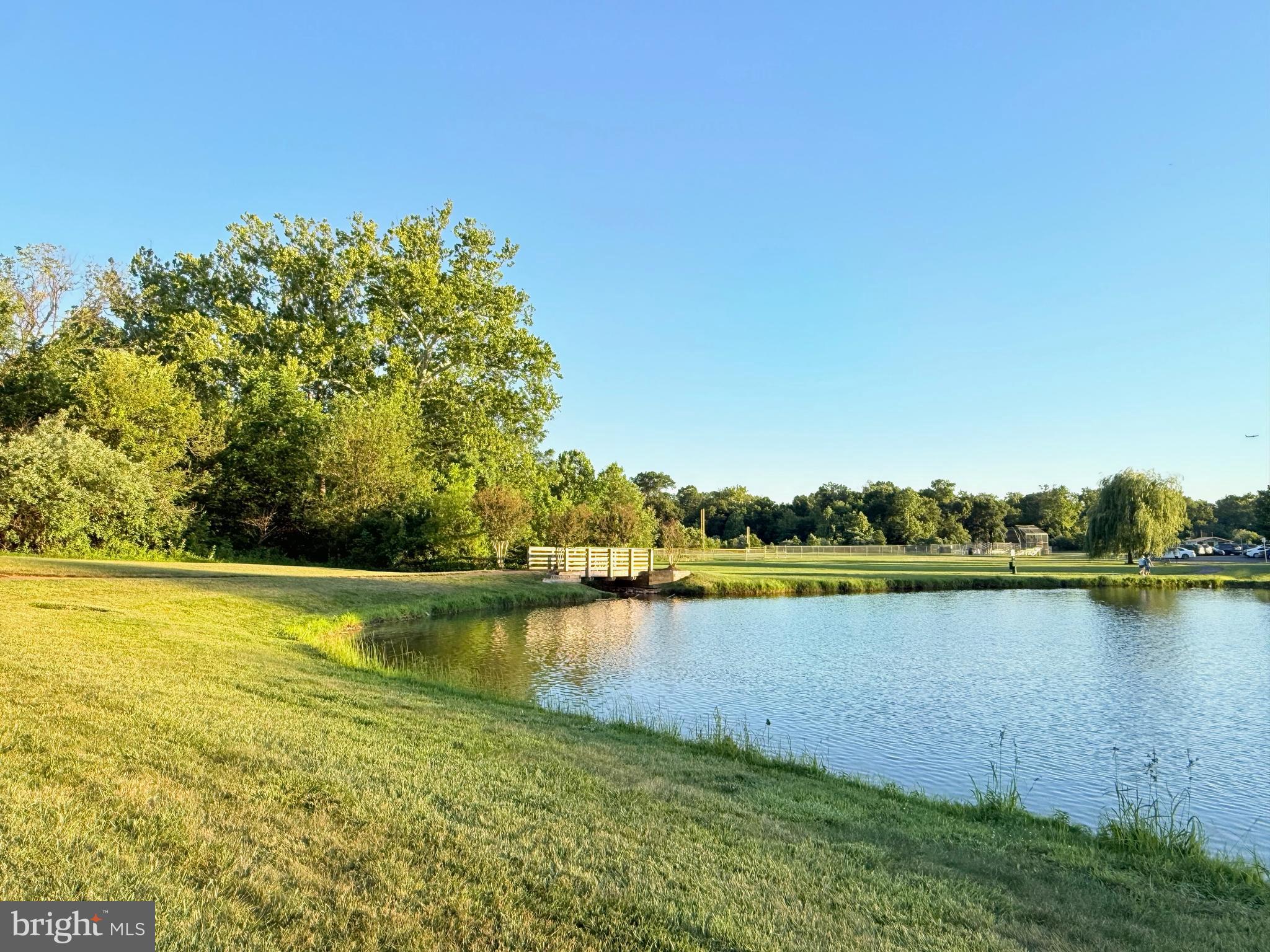 LOUDOUN VALLEY ESTATES - Residential