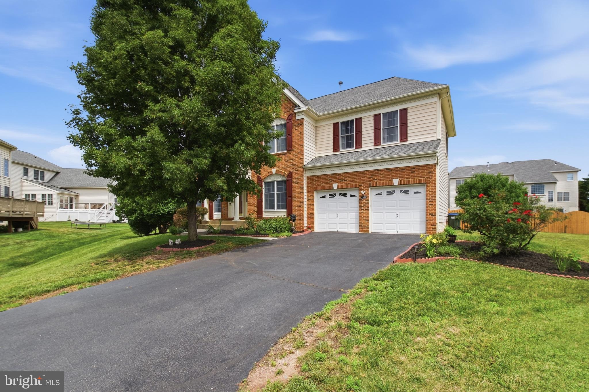 LOUDOUN VALLEY ESTATES - Residential