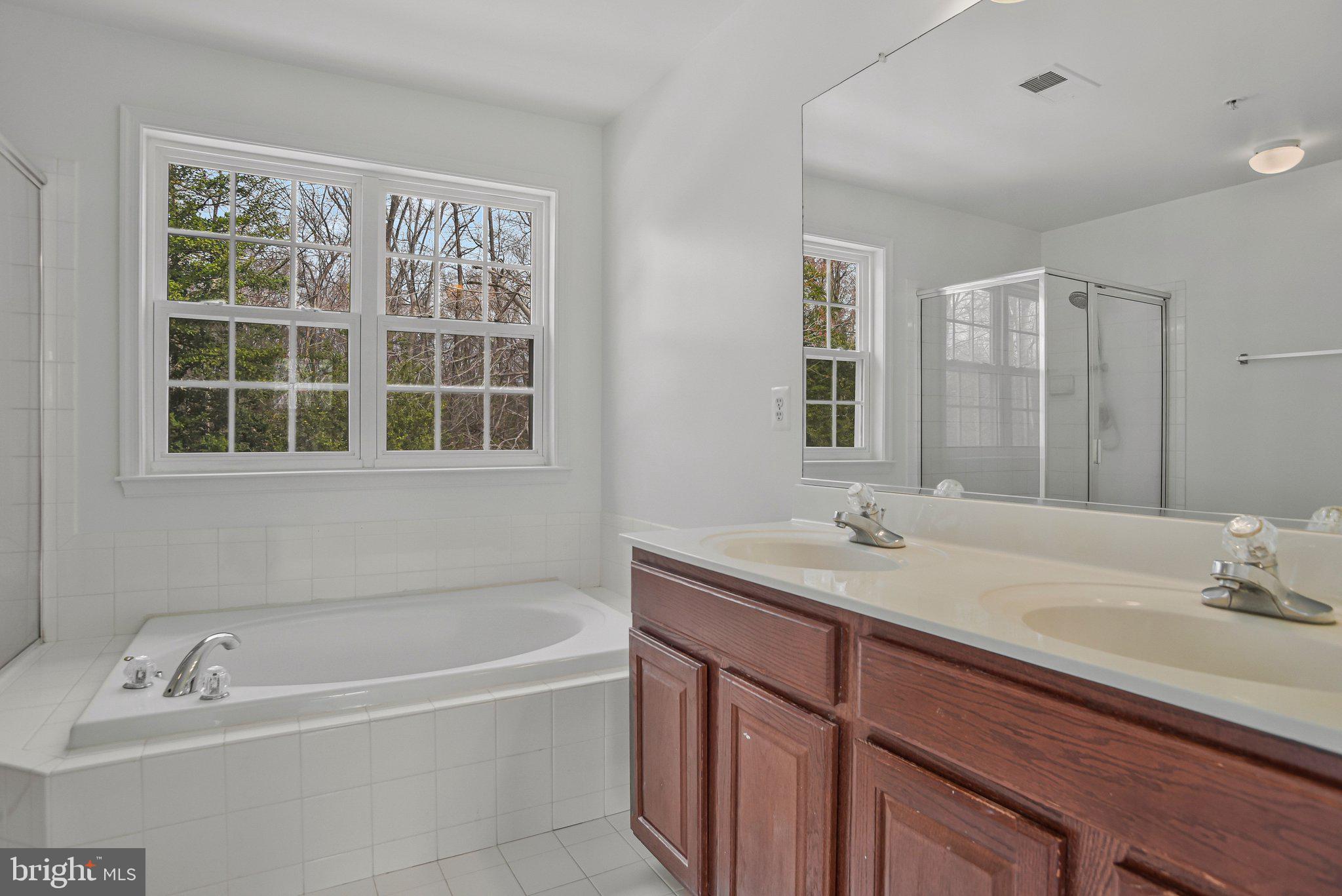 KINGSVIEW - Residential