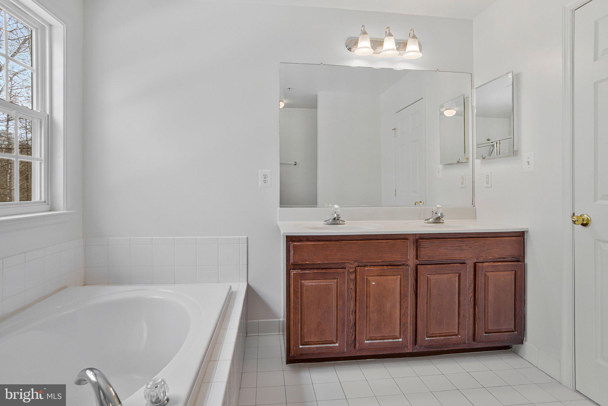 KINGSVIEW - Residential