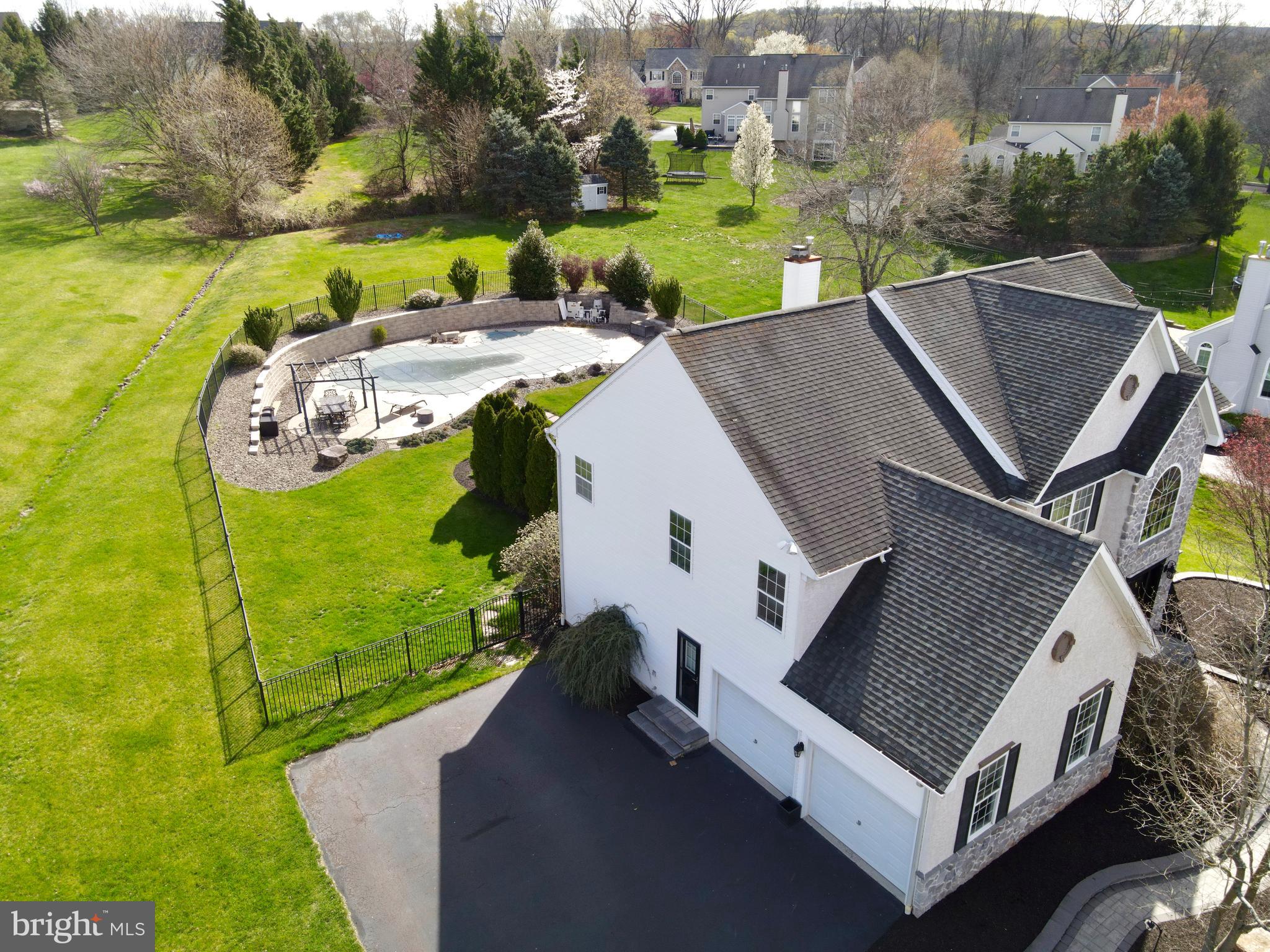 MARTINS FARM - Residential