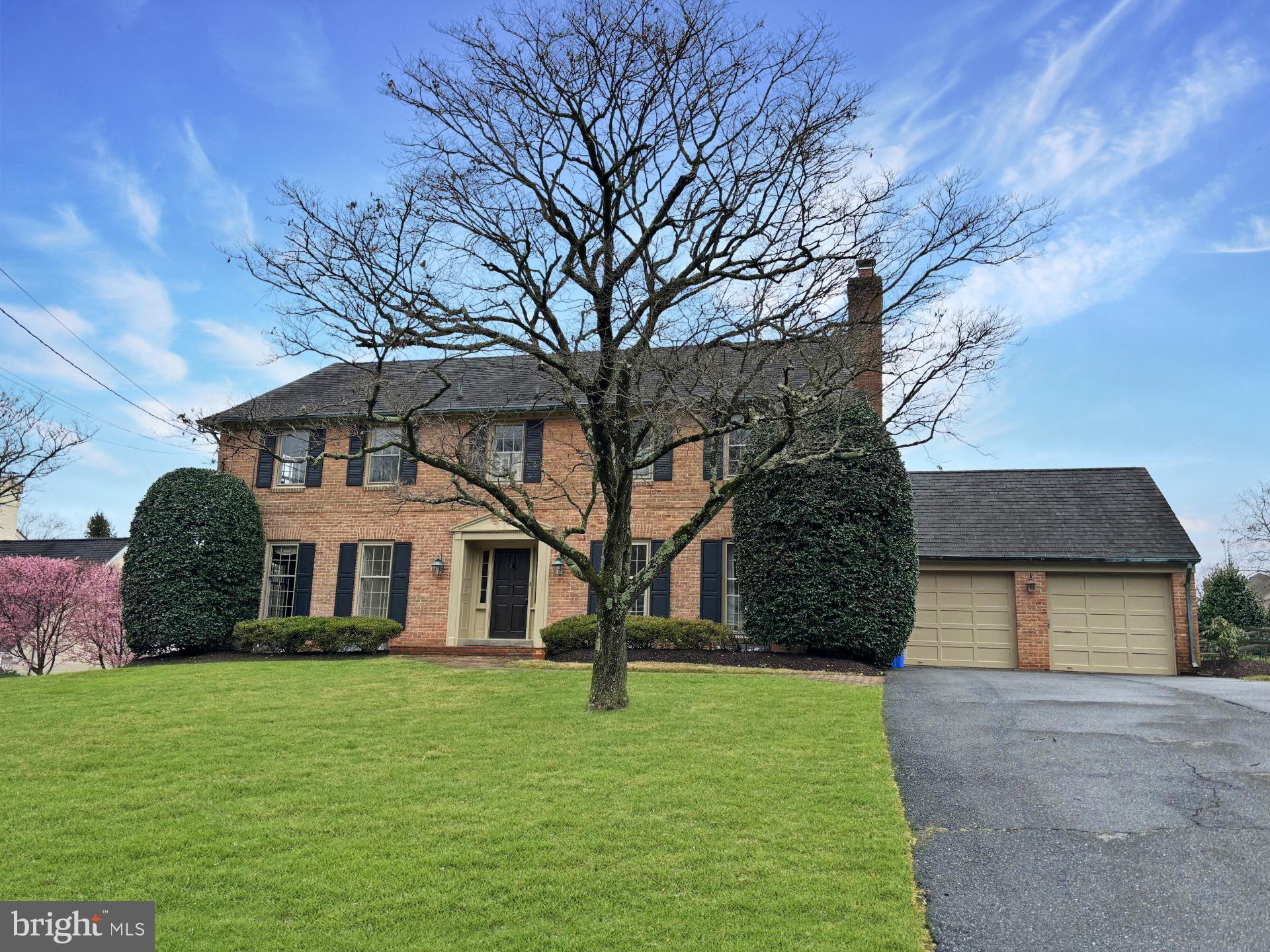 MCAULEY PARK - Residential