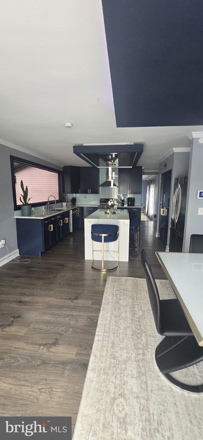 GOLDEN MEADOWS - Residential