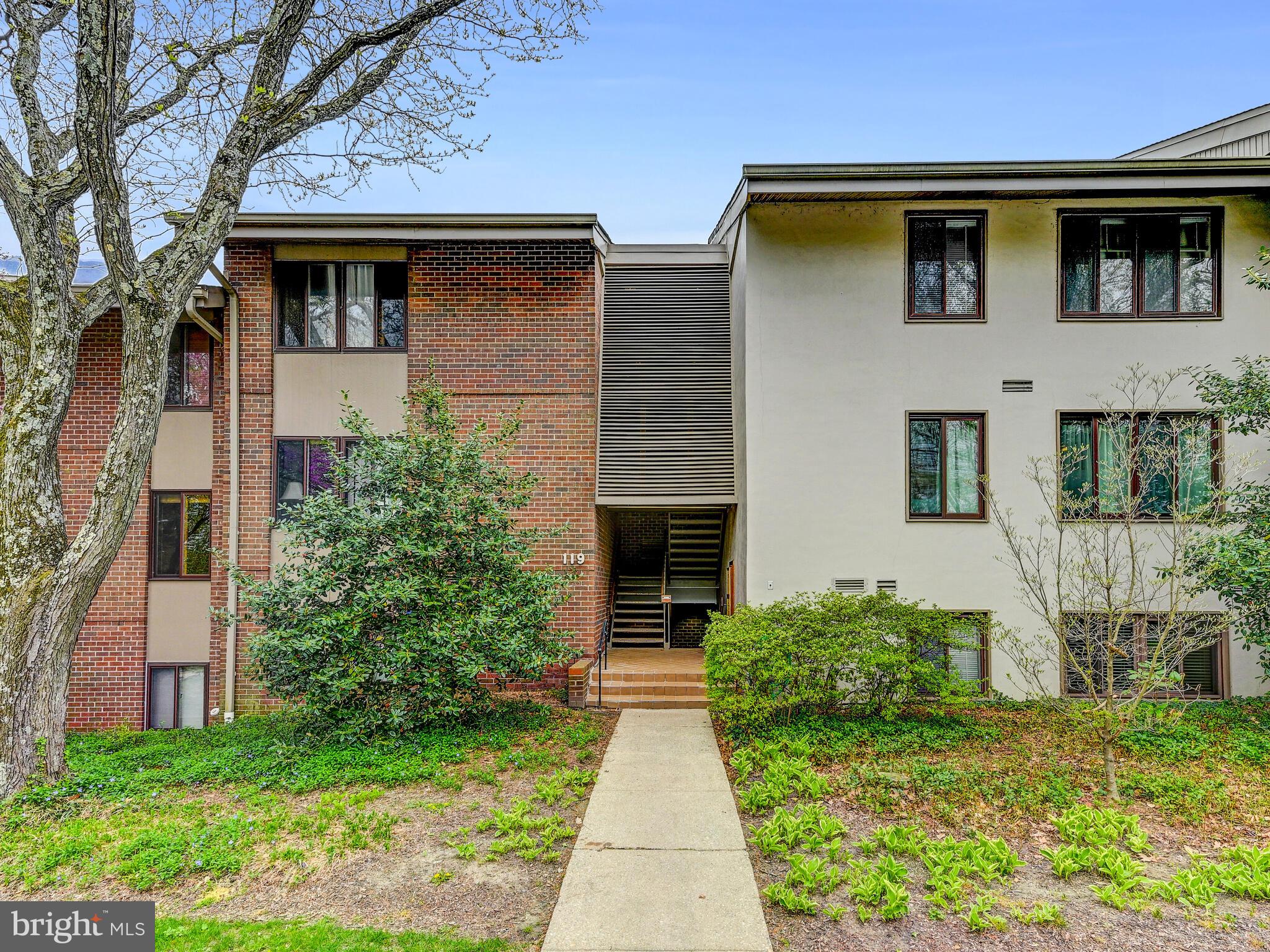 CROSS KEYS - Residential