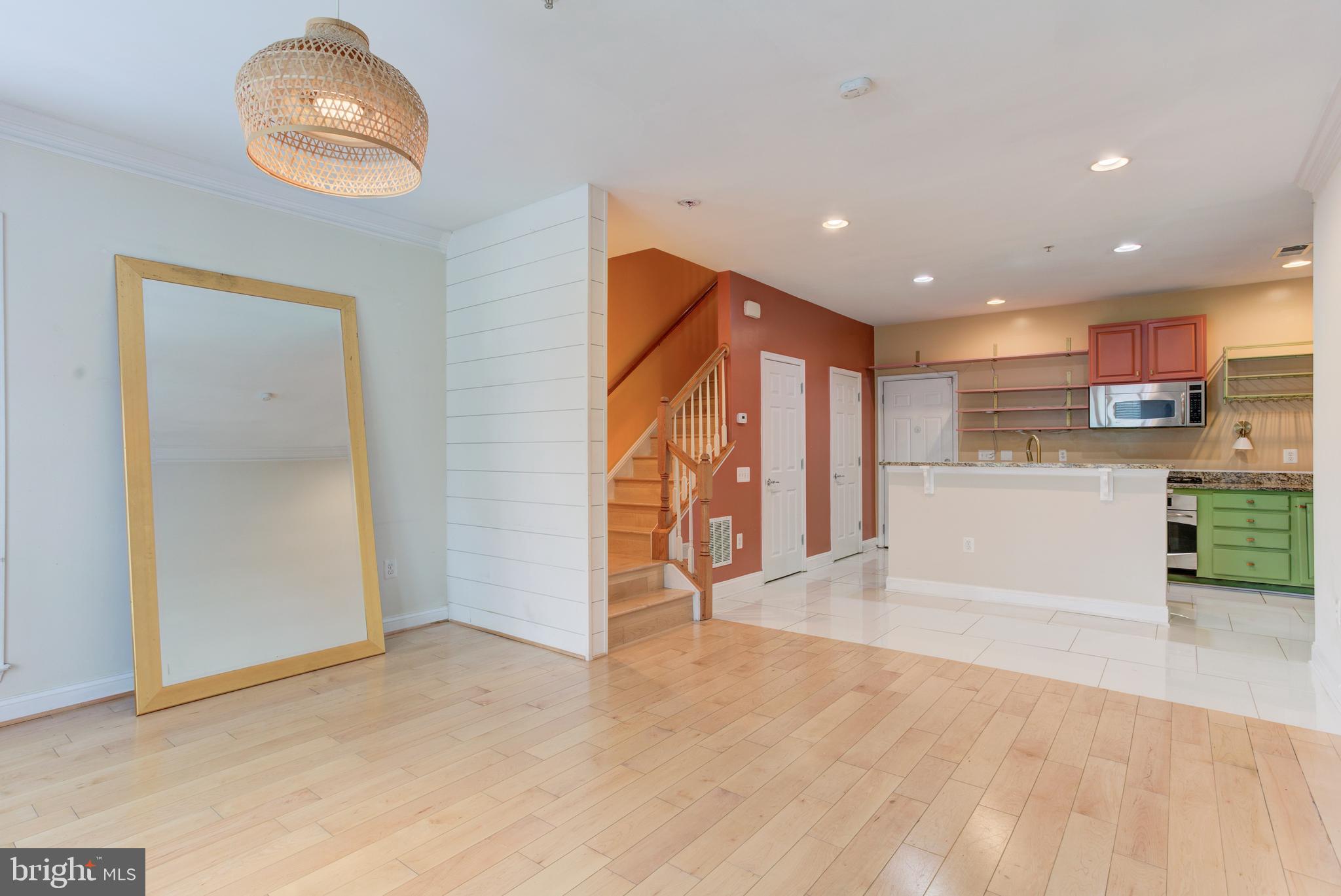 POTOMAC CLUB - Residential
