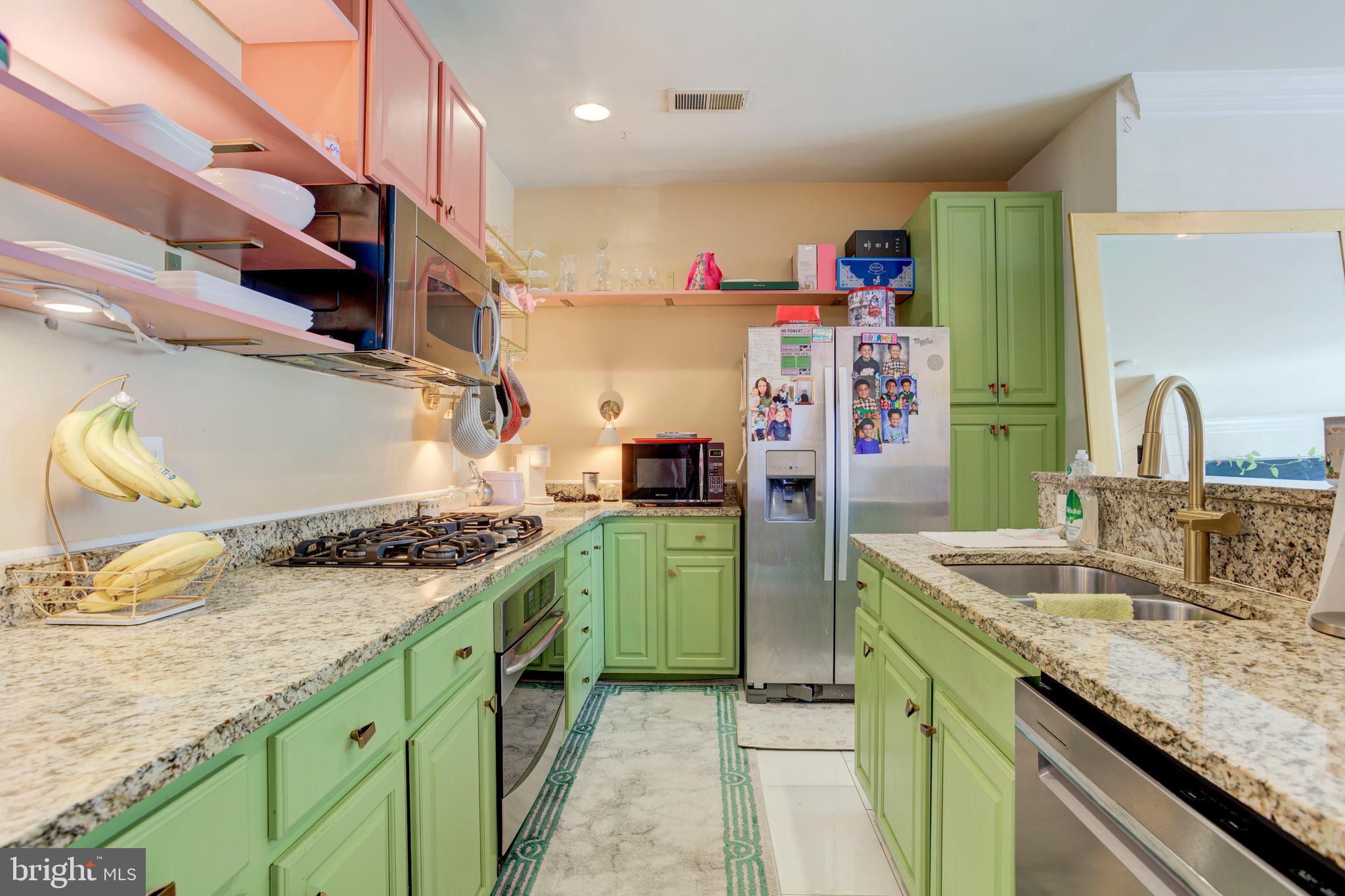 POTOMAC CLUB - Residential