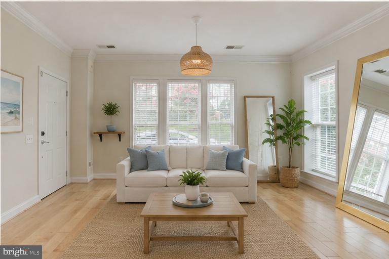 POTOMAC CLUB - Residential