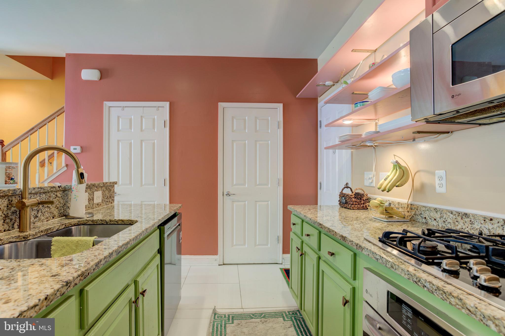 POTOMAC CLUB - Residential