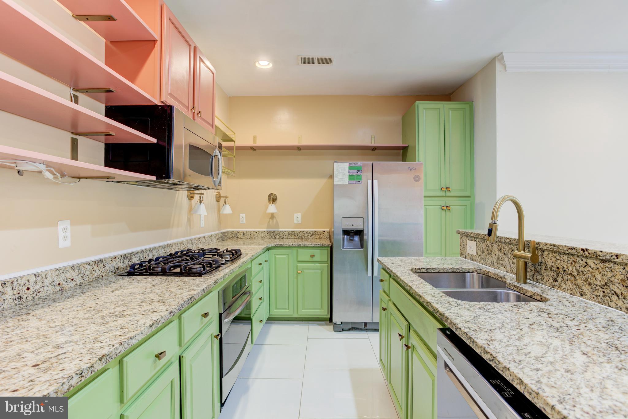 POTOMAC CLUB - Residential
