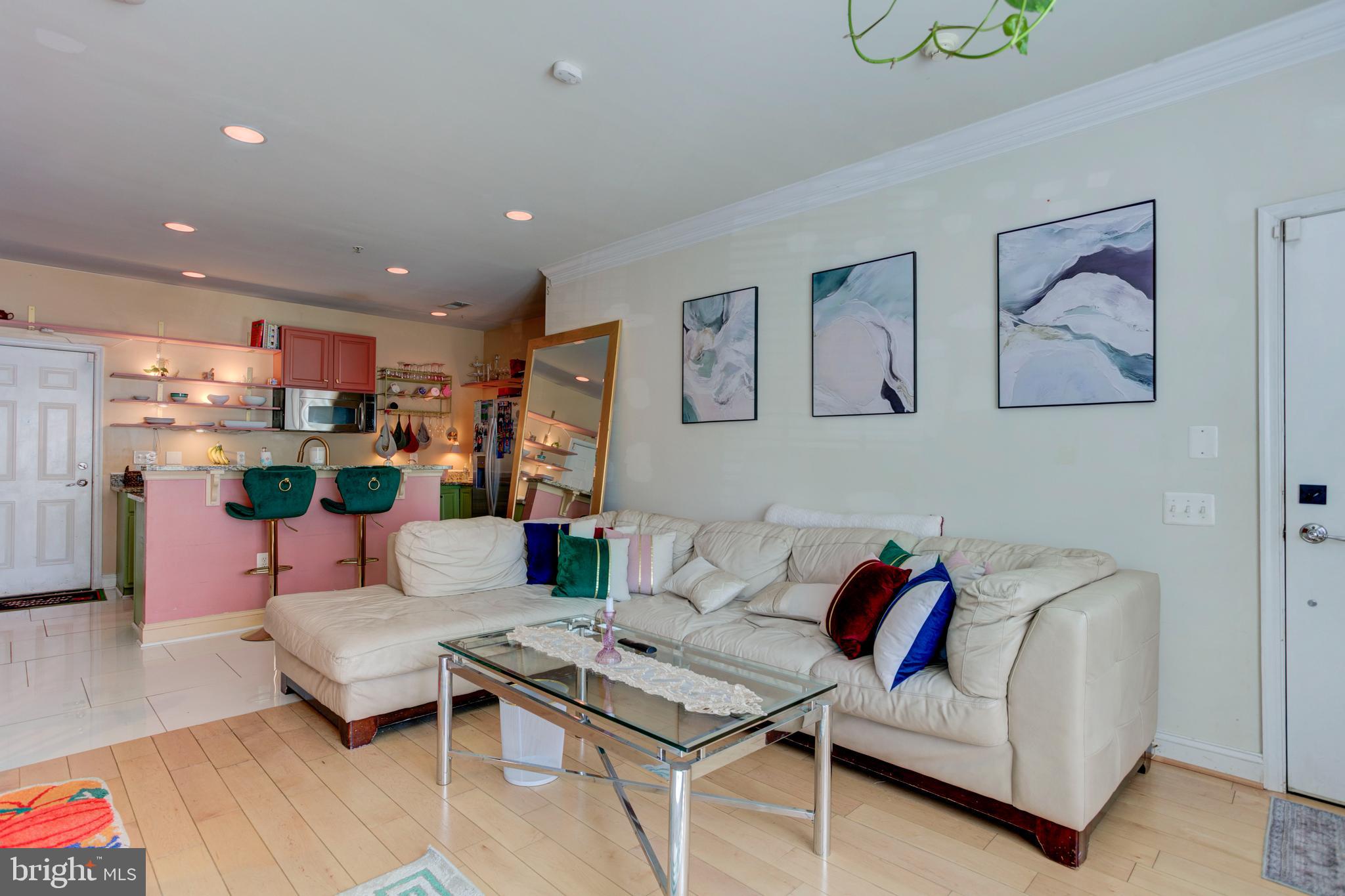 POTOMAC CLUB - Residential