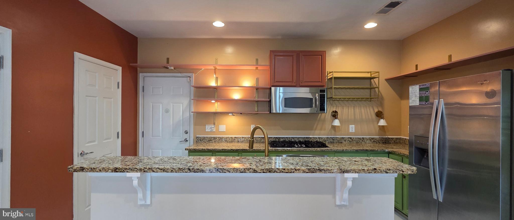 POTOMAC CLUB - Residential