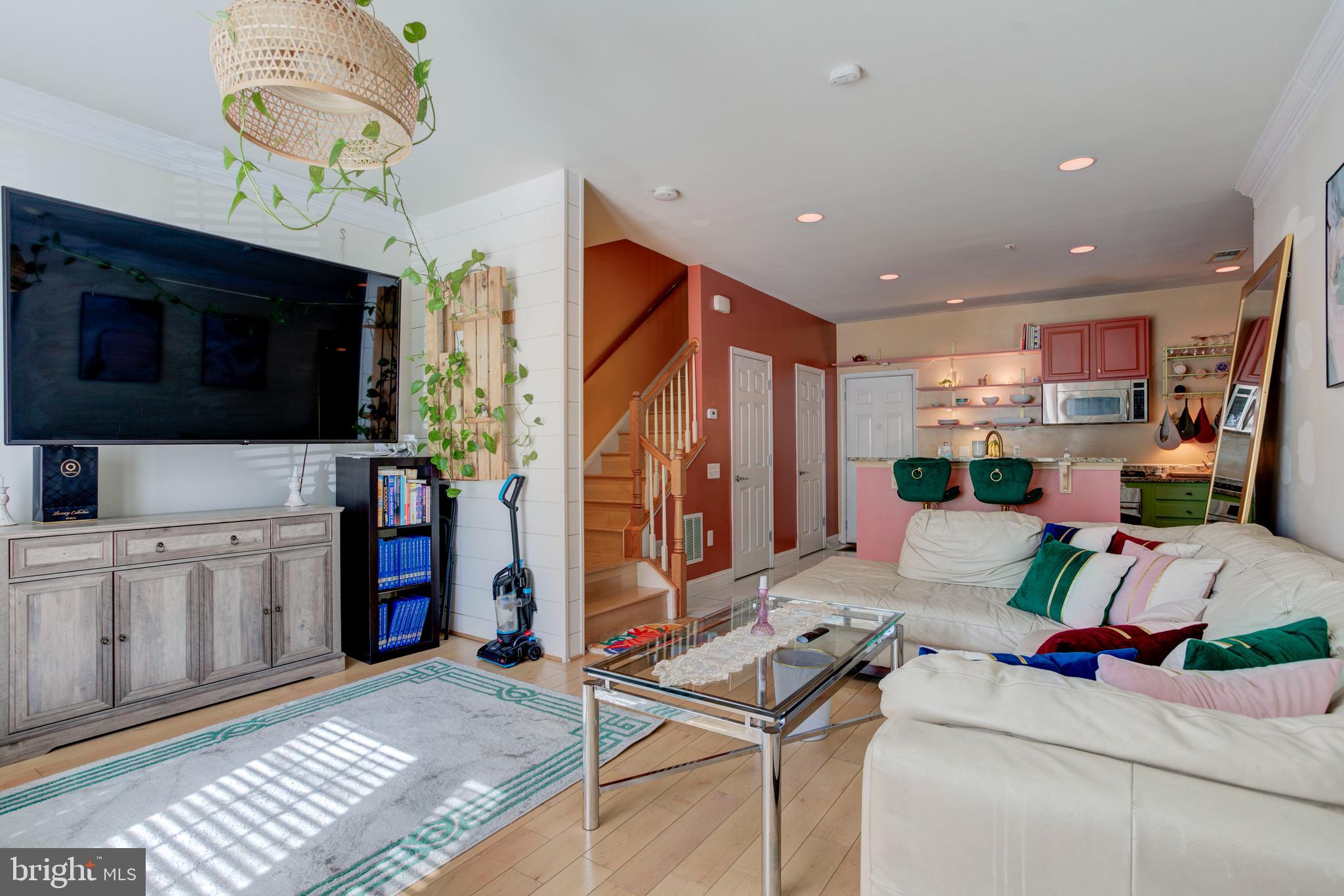 POTOMAC CLUB - Residential