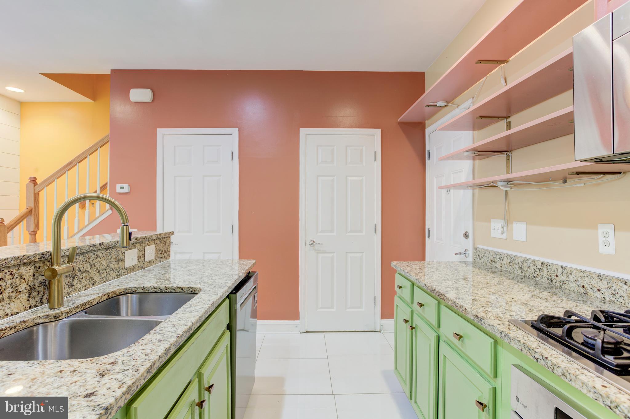 POTOMAC CLUB - Residential
