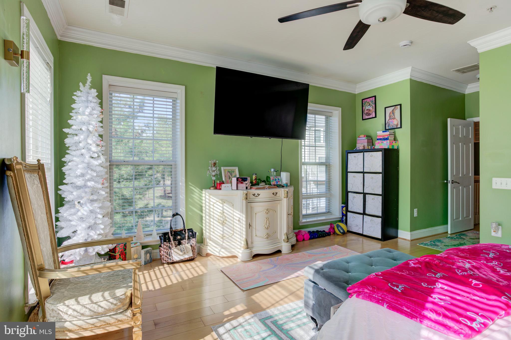 POTOMAC CLUB - Residential
