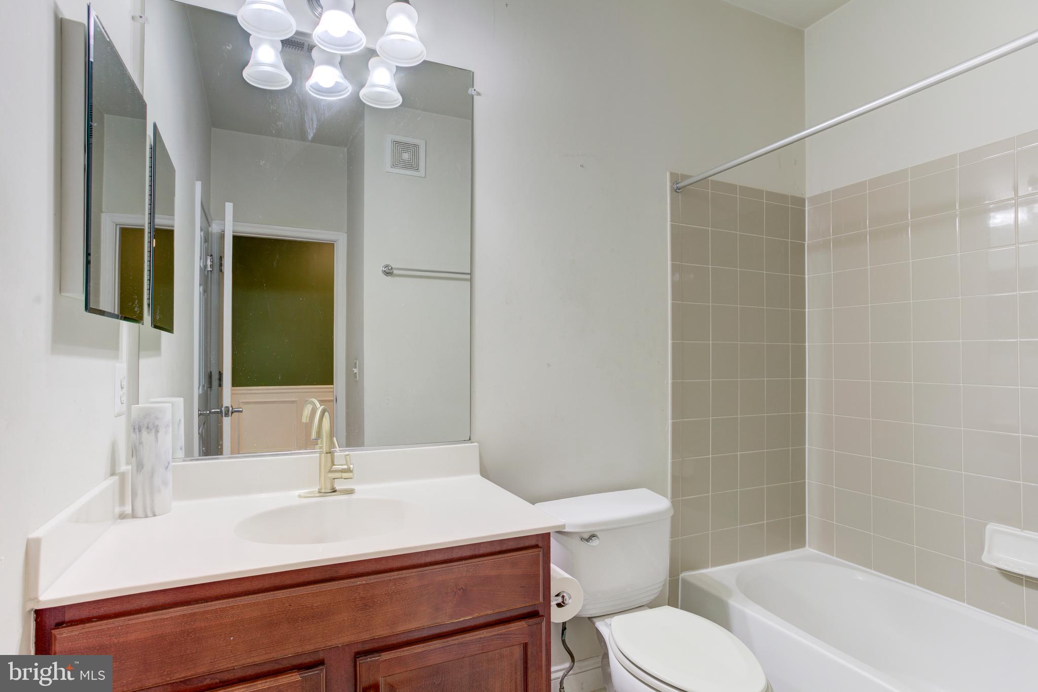 POTOMAC CLUB - Residential