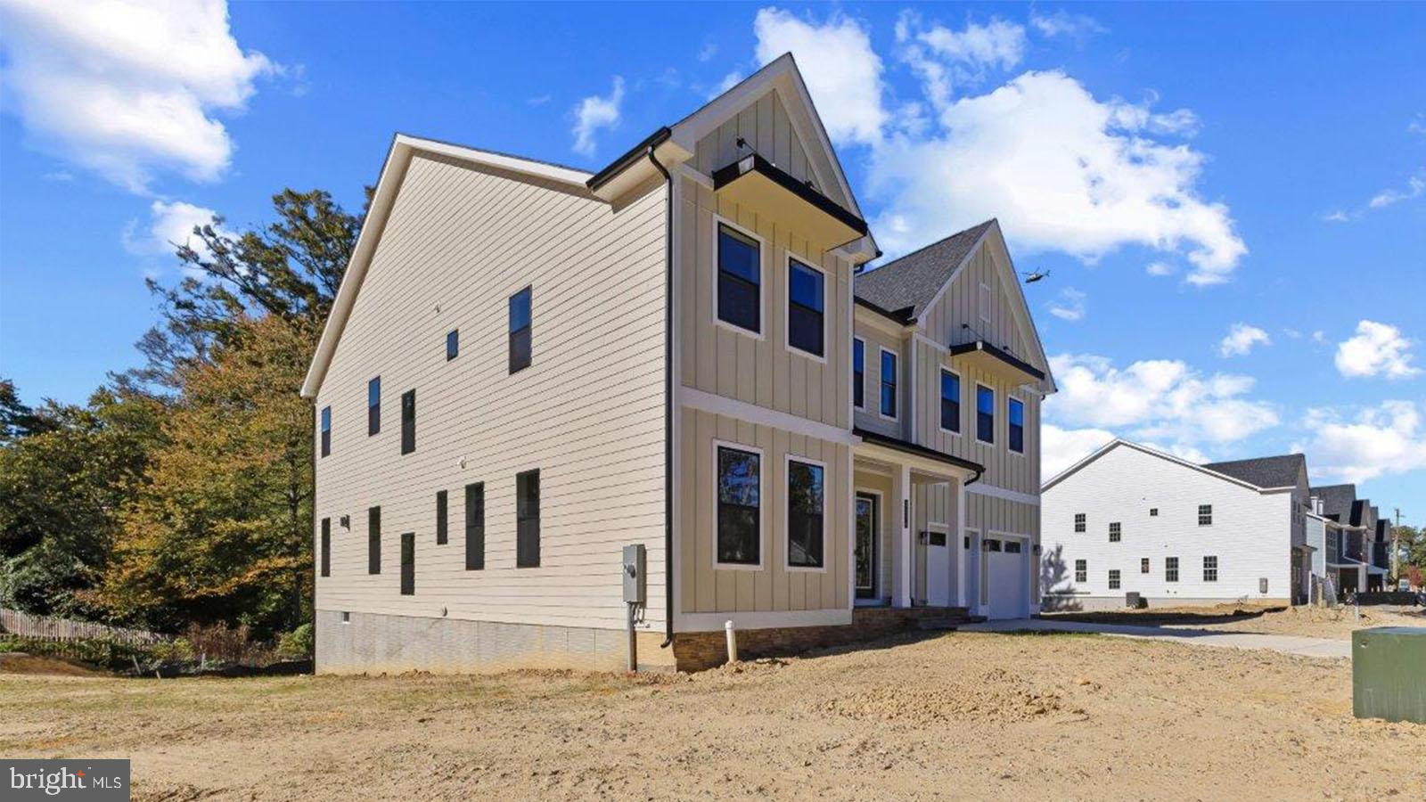 COLLINGWOOD CHASE - Residential