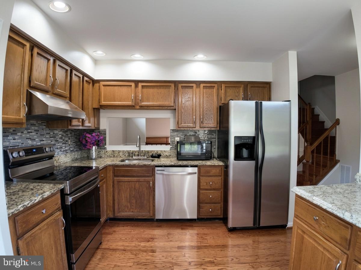 RIDGELYS CHOICE - Residential