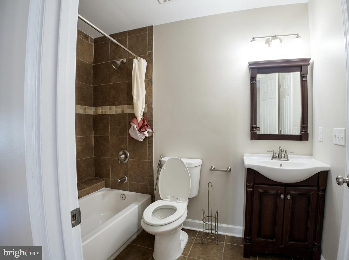 RIDGELYS CHOICE - Residential