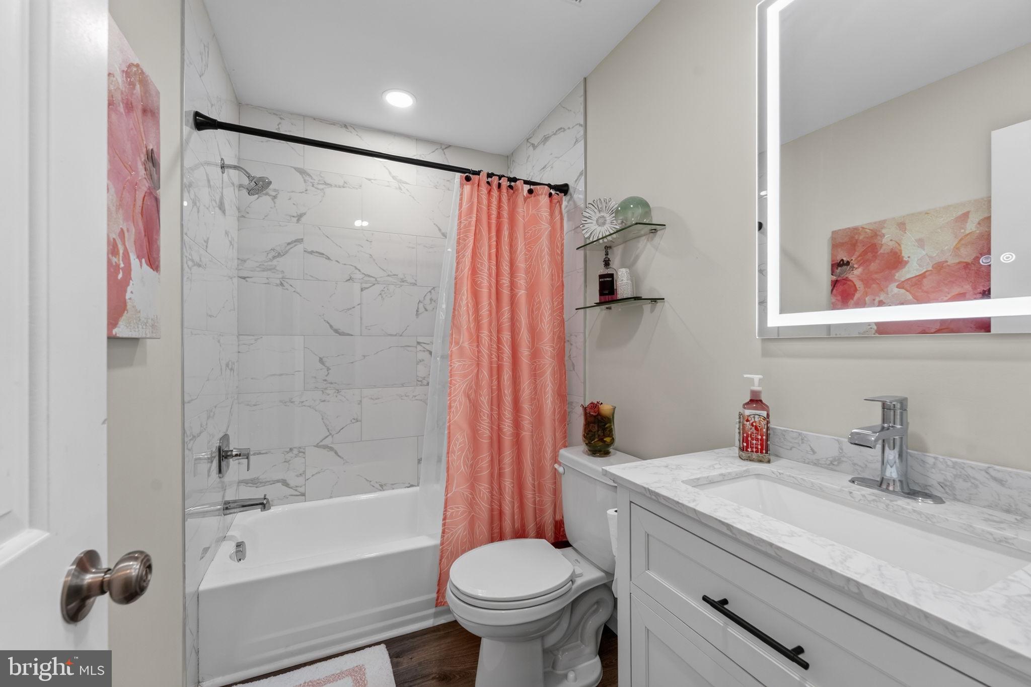 BROOKHAVEN - Residential